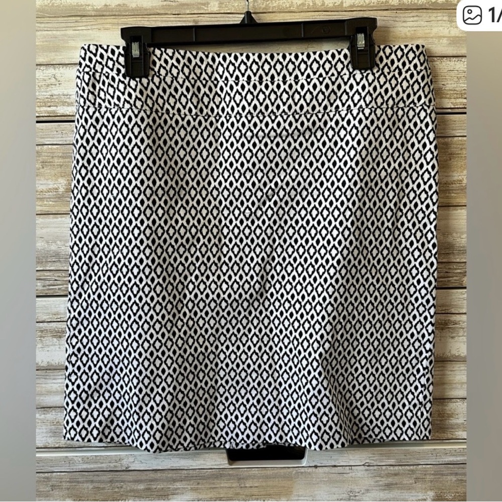 Donna Ricco Black & White Pencil Skirt – Size 14 🖤🤍